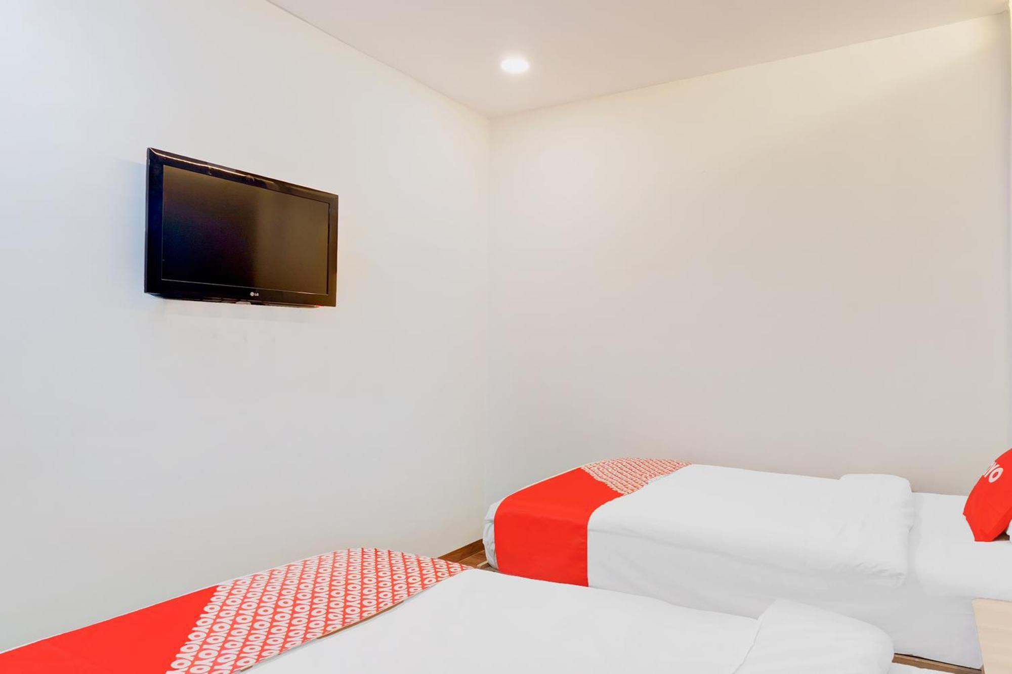 Capital O 94542 Hotel Suba Jakarta Bagian luar foto
